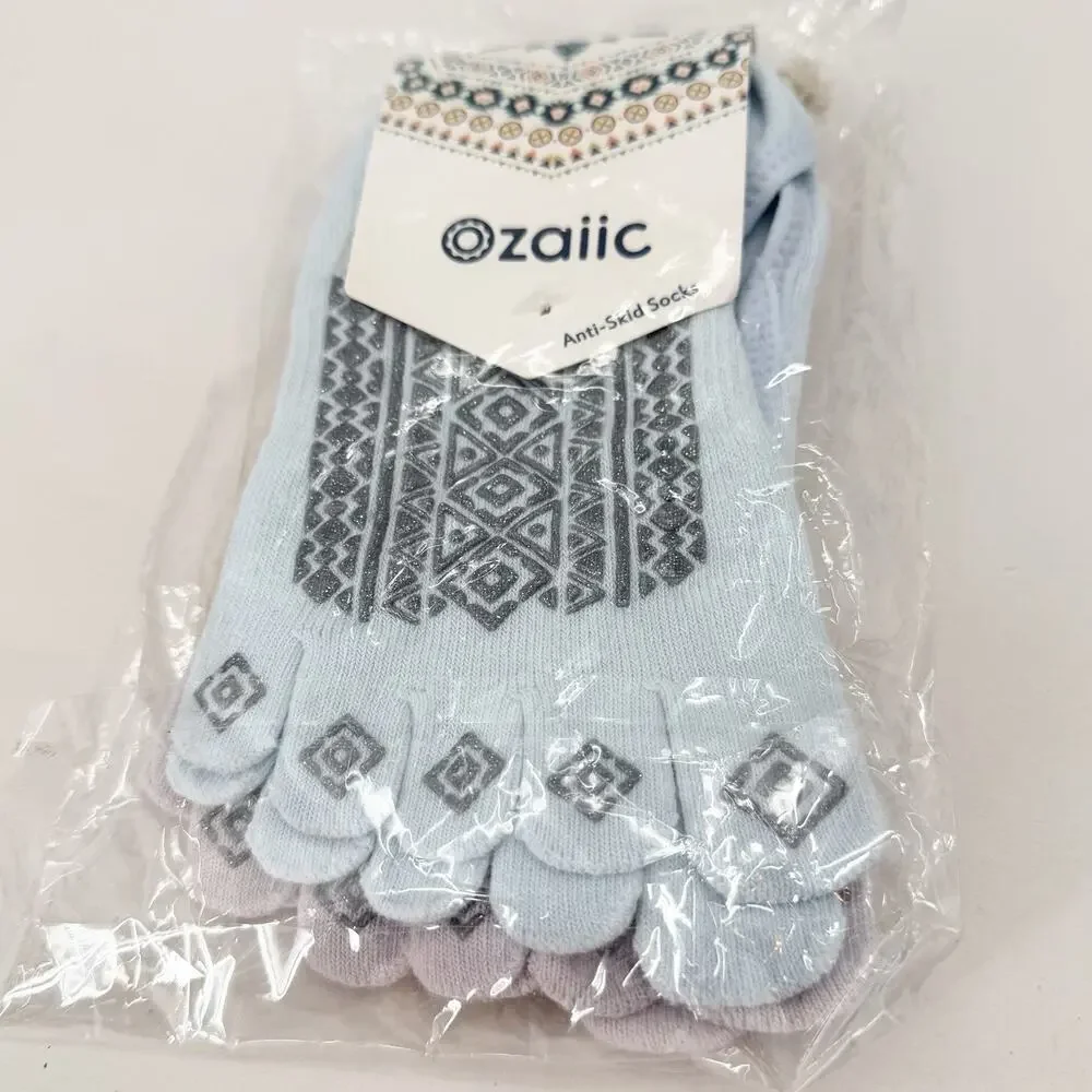 Ozaiic 2-Pack Blue & Purple Cotton Non-Slip Grip Yoga Socks One Size